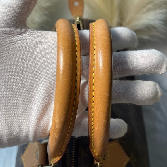 ❤️💕Speedy 30 with lock and Key💕❤️ preloved and 💯 Authentic - Picture 8 of 17